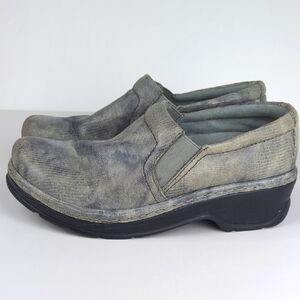 KLOGS Women's Silver Gray Misson Clogs Size 9